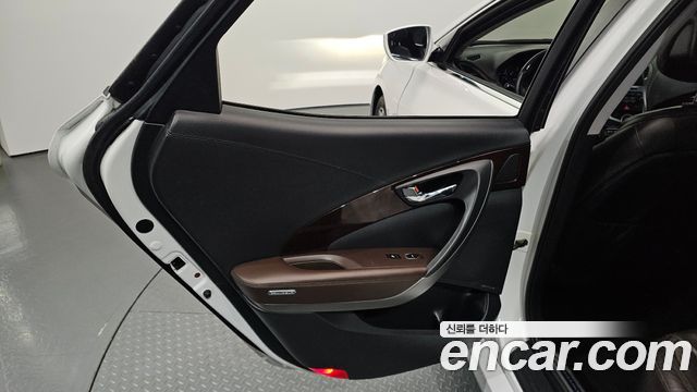 Hyundai Grandeur 2015 — photo 15