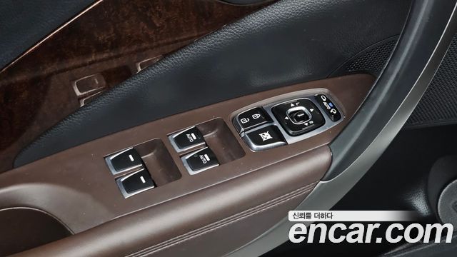 Hyundai Grandeur 2015 — photo 27
