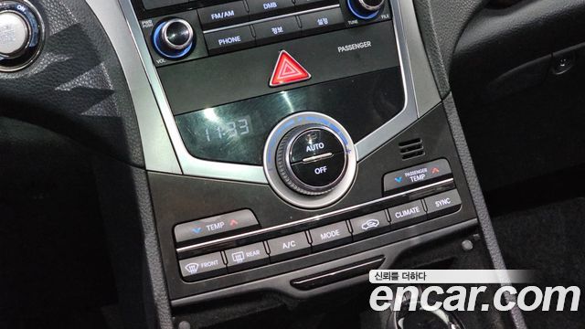 Hyundai Grandeur 2015 — photo 29