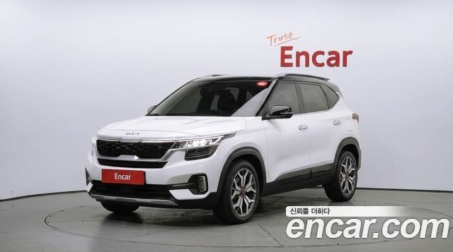 Kia Seltos 2023 — photo 1