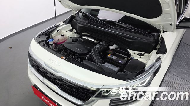 Kia Seltos 2023 — photo 6