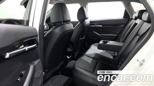 Kia Seltos 2023 — photo 17
