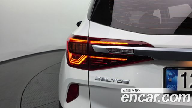 Kia Seltos 2023 — photo 9