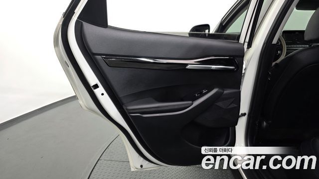 Kia Seltos 2023 — photo 15