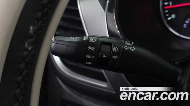 Kia Seltos 2023 — photo 27