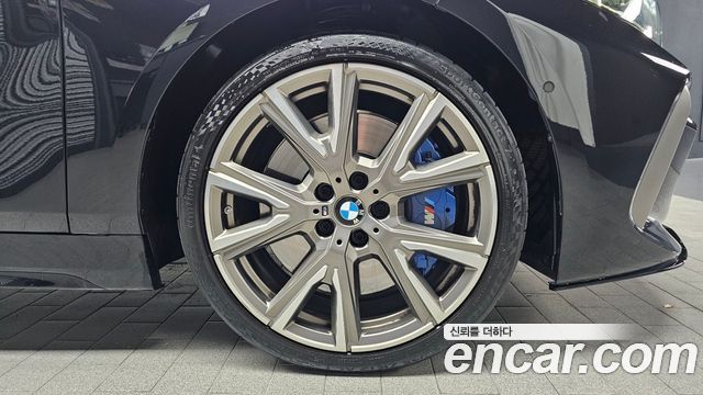 BMW 1-Series 2023 — photo 7