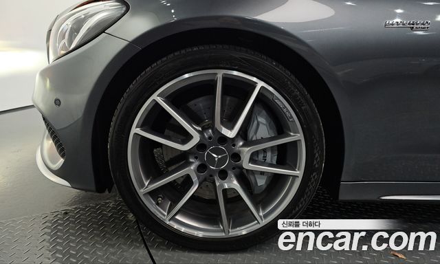 Mercedes-Benz C-Class 2017 — photo 5