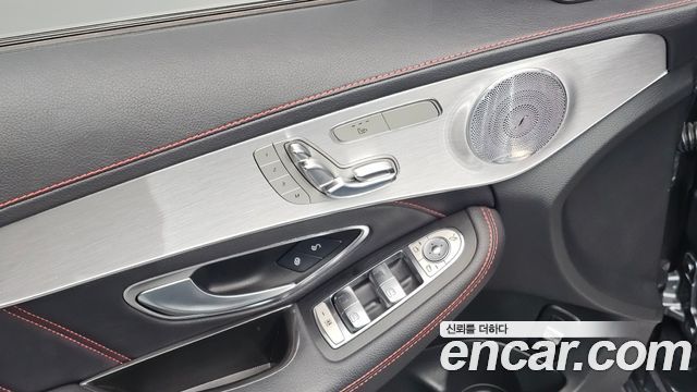 Mercedes-Benz C-Class 2017 — photo 34