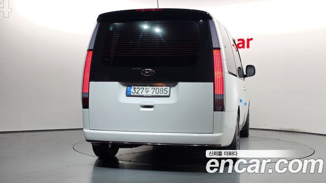 Hyundai Staria 2022 — photo 4