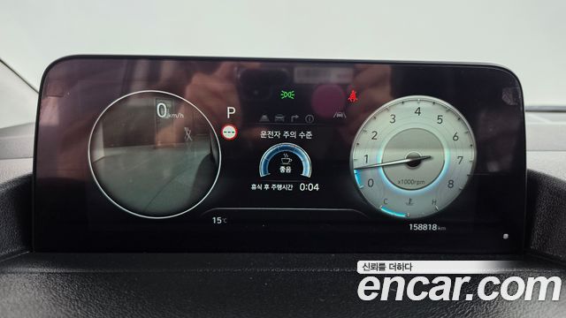 Hyundai Staria 2022 — photo 11