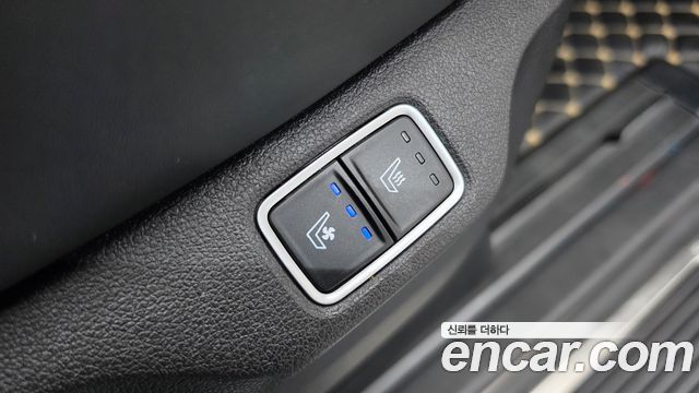 Hyundai Staria 2022 — photo 25