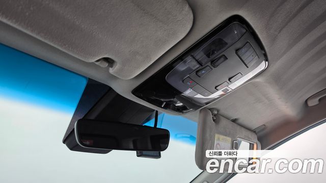 Hyundai Staria 2022 — photo 32