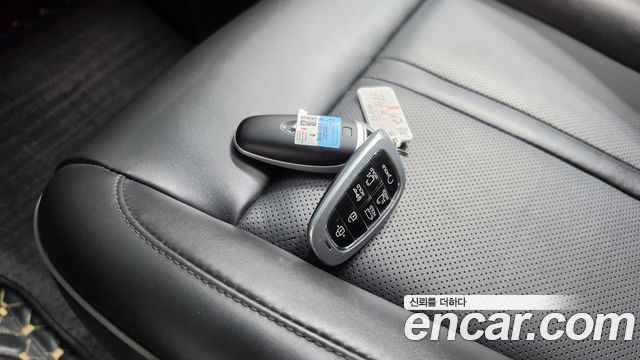 Hyundai Staria 2022 — photo 33