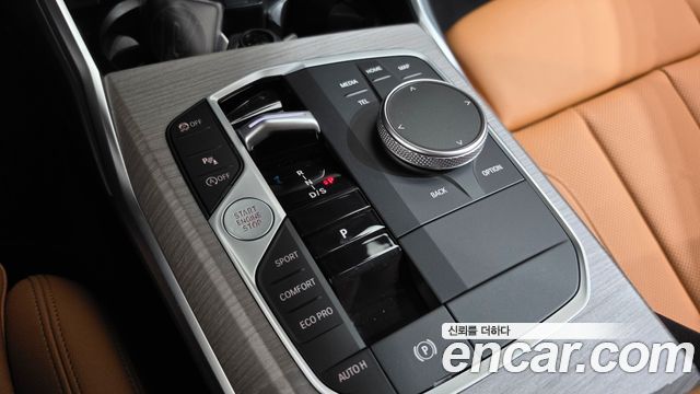 BMW 3-Series 2025 — photo 12
