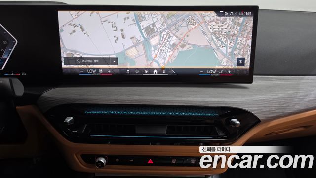 BMW 3-Series 2025 — photo 18