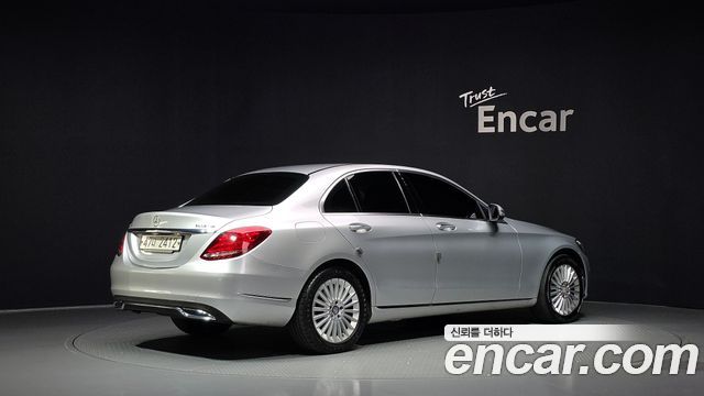 Mercedes-Benz C-Class 2015 — photo 2