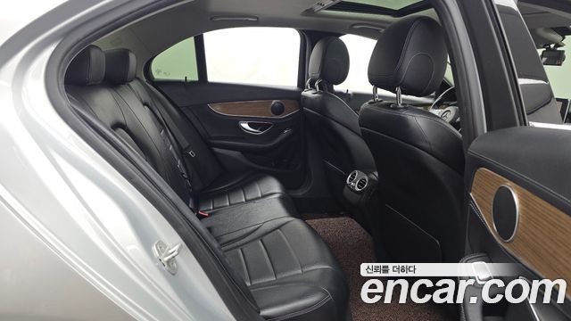 Mercedes-Benz C-Class 2015 — photo 12