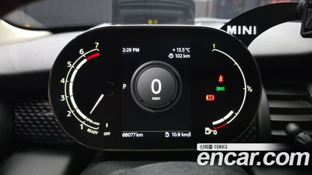 Mini Cooper 2021 — photo 11