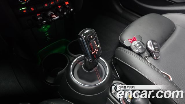 Mini Cooper 2021 — photo 12