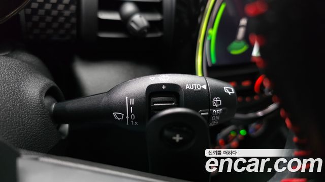 Mini Cooper 2021 — photo 28