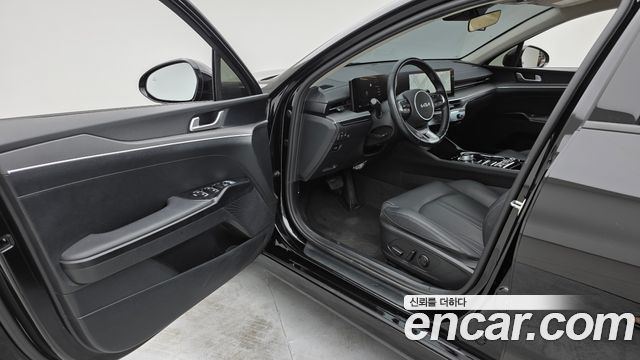 Kia K5 2024 — photo 10