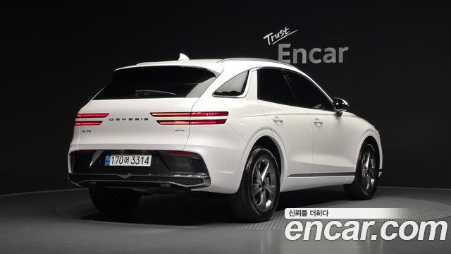 Genesis GV70 2025 — photo 2