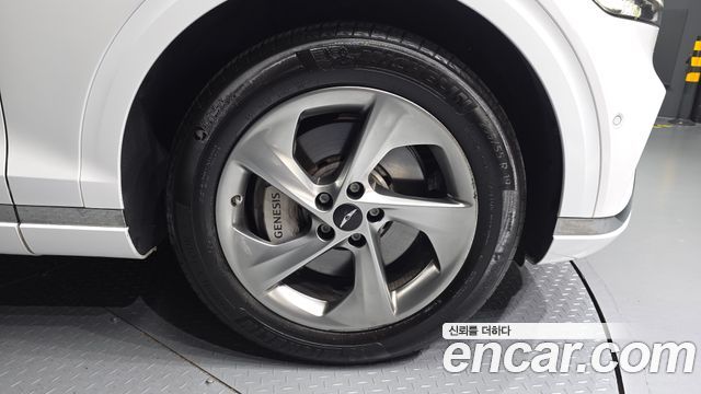 Genesis GV70 2025 — photo 7