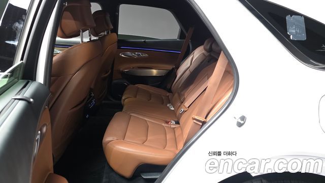 Genesis GV70 2025 — photo 16