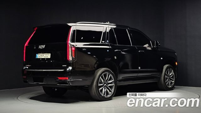 Cadillac Escalade 2022 — photo 2
