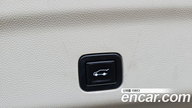 Cadillac Escalade 2022 — photo 24