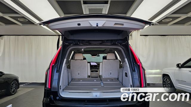 Cadillac Escalade 2022 — photo 25