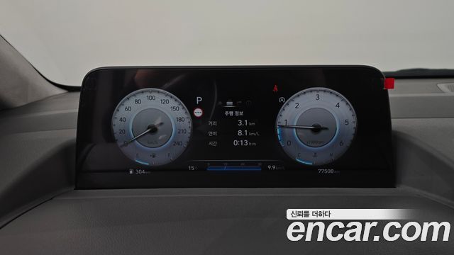 Hyundai Staria 2023 — photo 11