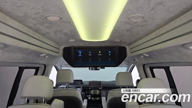Hyundai Staria 2023 — photo 25