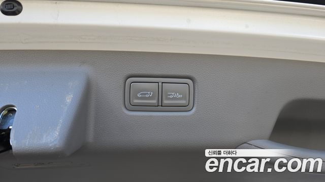 Hyundai Staria 2023 — photo 26