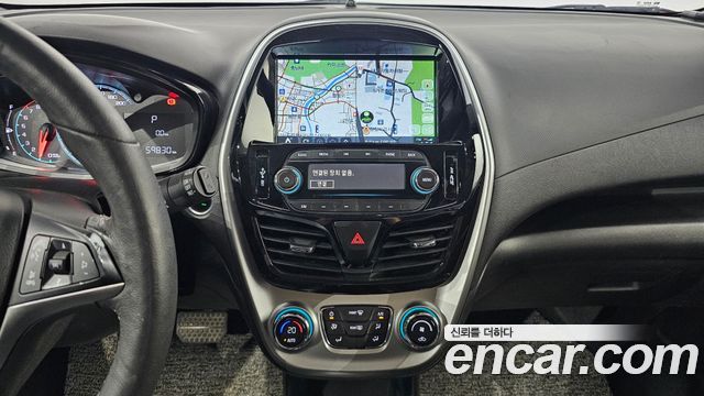 Chevrolet Korea Spark 2018 — photo 16