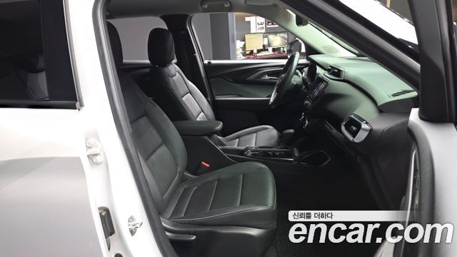 Chevrolet Korea Trailblazer 2022 — photo 17