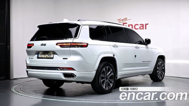 Jeep Cherokee 2022 — photo 2
