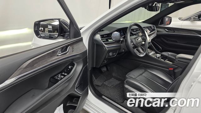 Jeep Cherokee 2022 — photo 13