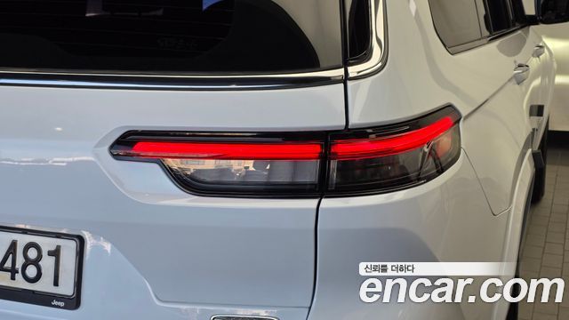 Jeep Cherokee 2022 — photo 9