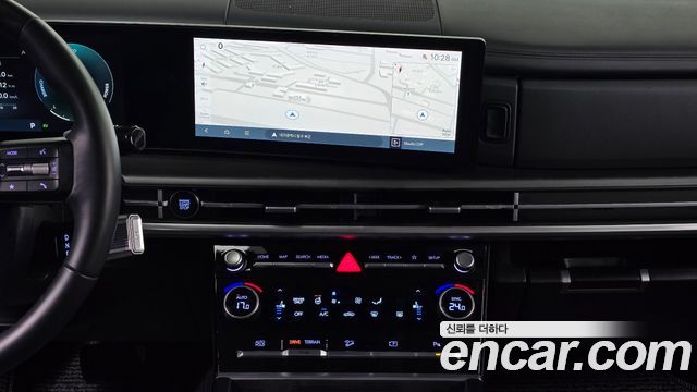 Hyundai Santafe 2024 — photo 24