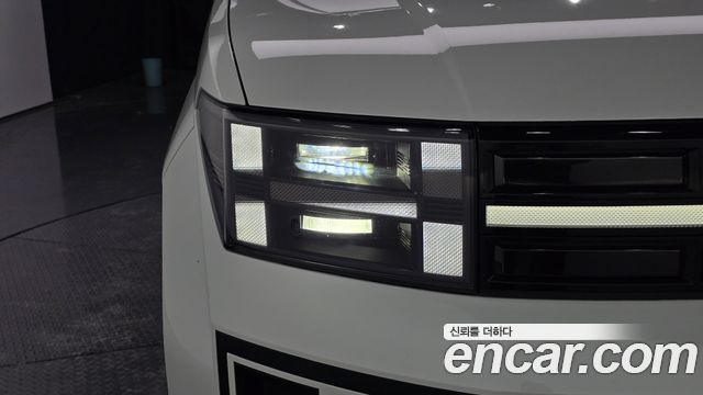Hyundai Santafe 2024 — photo 8