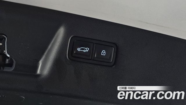 Hyundai Santafe 2024 — photo 31