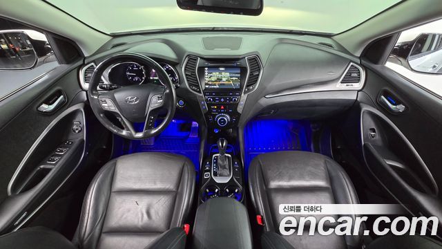 Hyundai Santafe 2017 — photo 10