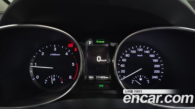 Hyundai Santafe 2017 — photo 11