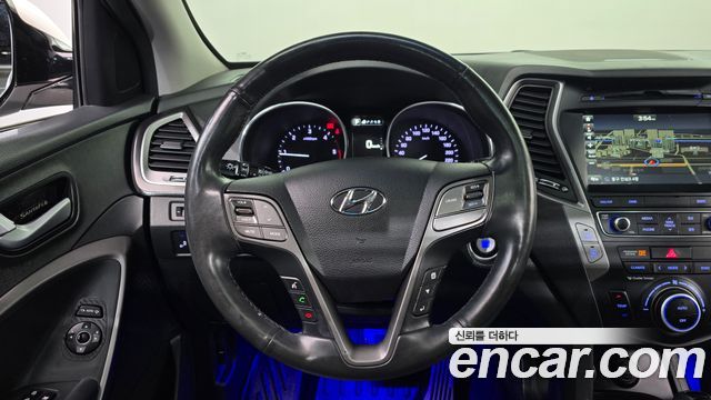 Hyundai Santafe 2017 — photo 19