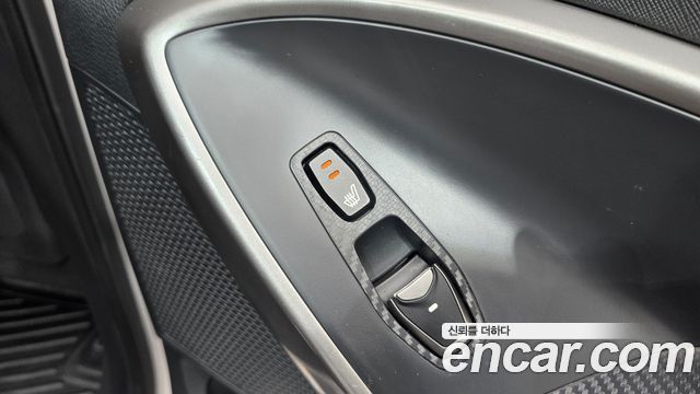 Hyundai Santafe 2017 — photo 27
