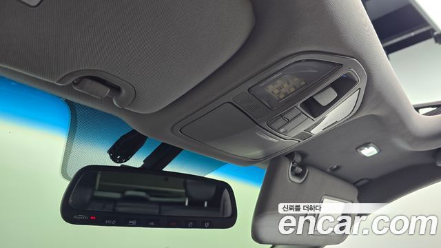 Hyundai Santafe 2017 — photo 30