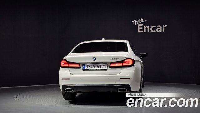 BMW 5-Series 2023 — photo 4