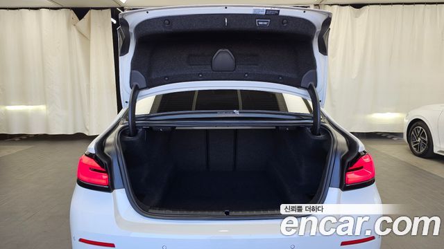 BMW 5-Series 2023 — photo 26
