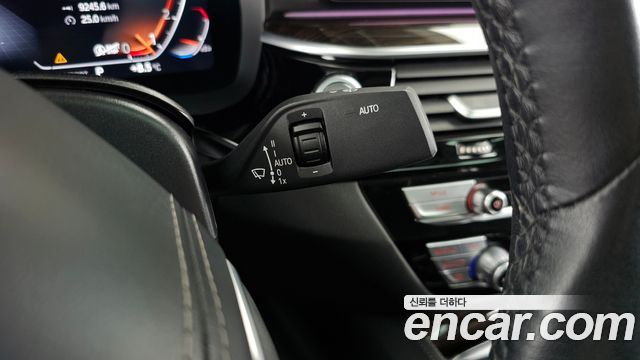 BMW 5-Series 2023 — photo 27